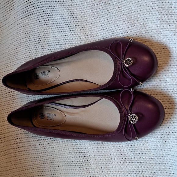 Cushion Walk by Avon - Picture 4 of 5